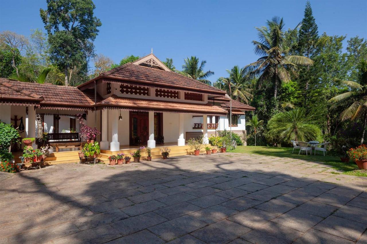 Crystal Homestay By Veo - Part Of Stayvista Madikeri Bagian luar foto